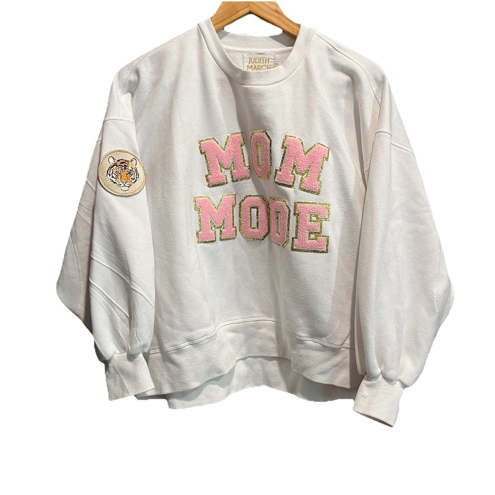 Judith March White Mom Mode Long Sleeve Crewneck Women's Sweatshirt Size M